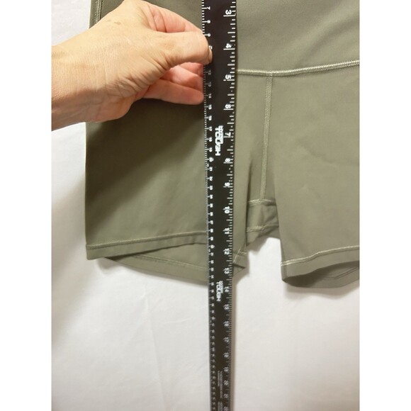 Lululemon Womens Size 6 Align High-Rise Green Short 4, Year 2024 - Picture 6 of 13